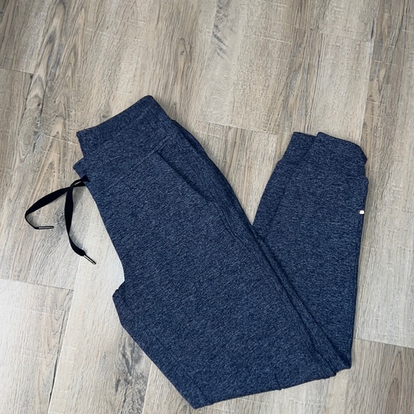 lululemon athletica Pants - LULULEMON JOGGER